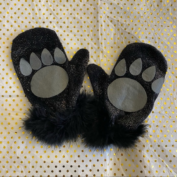 Costume Cat Mittens - Picture 2 of 5
